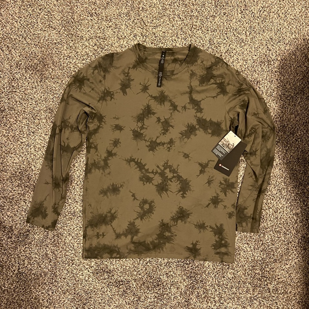 Lululemon Mens NWT LS